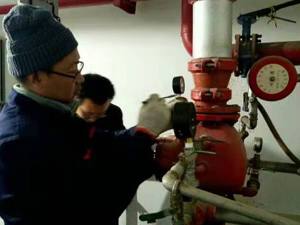 海原批发LNG气瓶配件服务